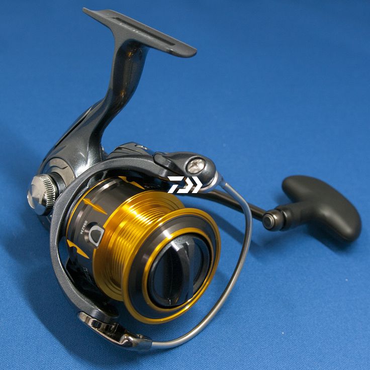 Daiwa 15 Freams 2508 R-H