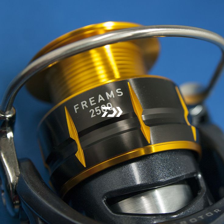 Daiwa 15 Freams 2500